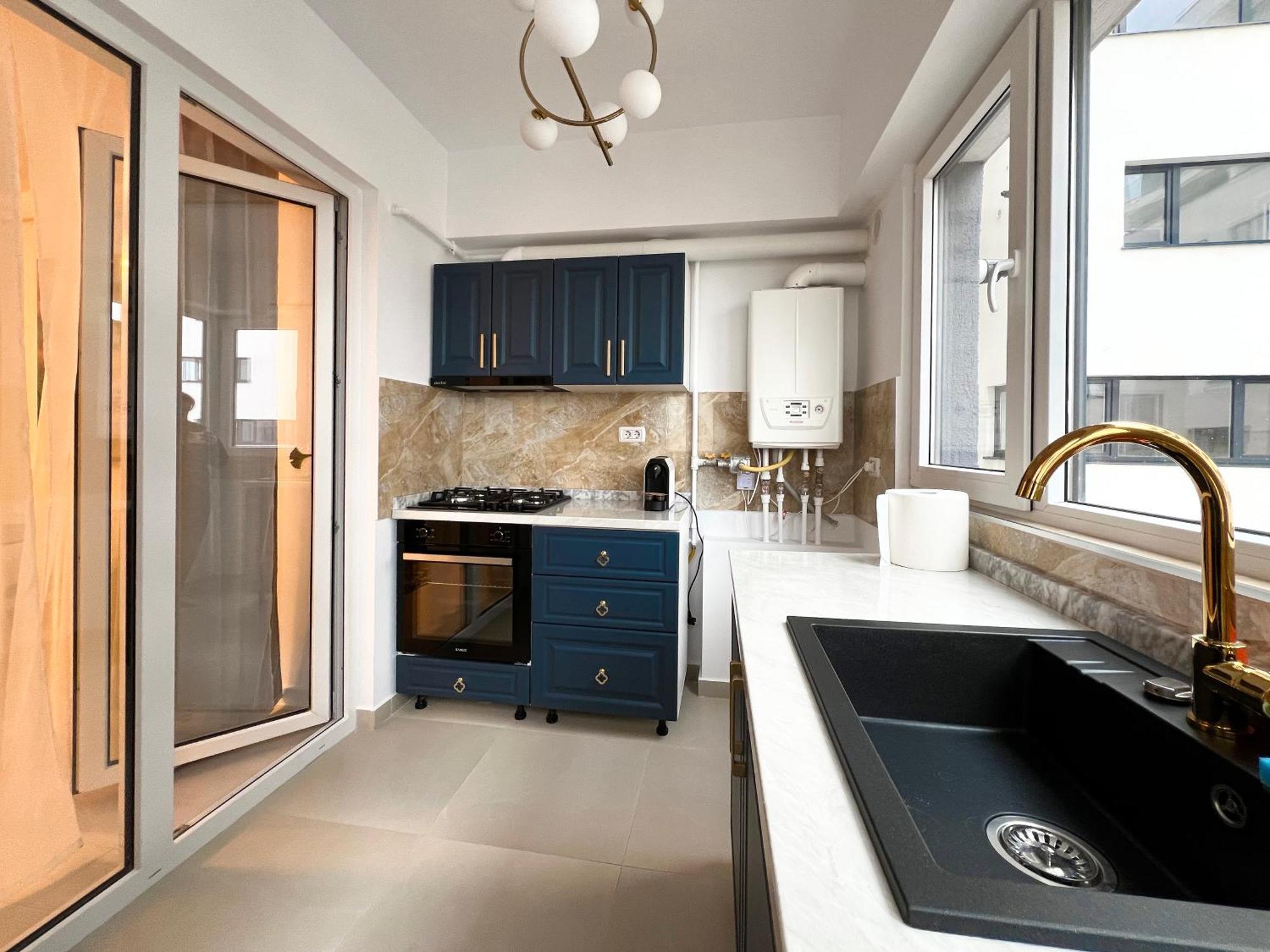 Happy Studio By Rh Living Бухарест Экстерьер фото